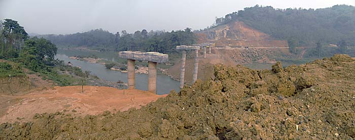 Bridge Construction over the Nam Khan River in Laos by Asienreisender